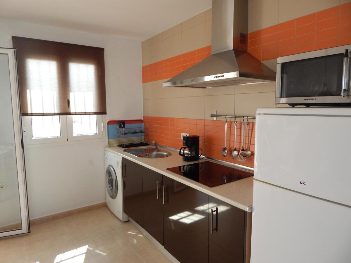 Apartamento Garcia Lorca,Solo Familia Y Parejas Conil De La Frontera Luaran gambar