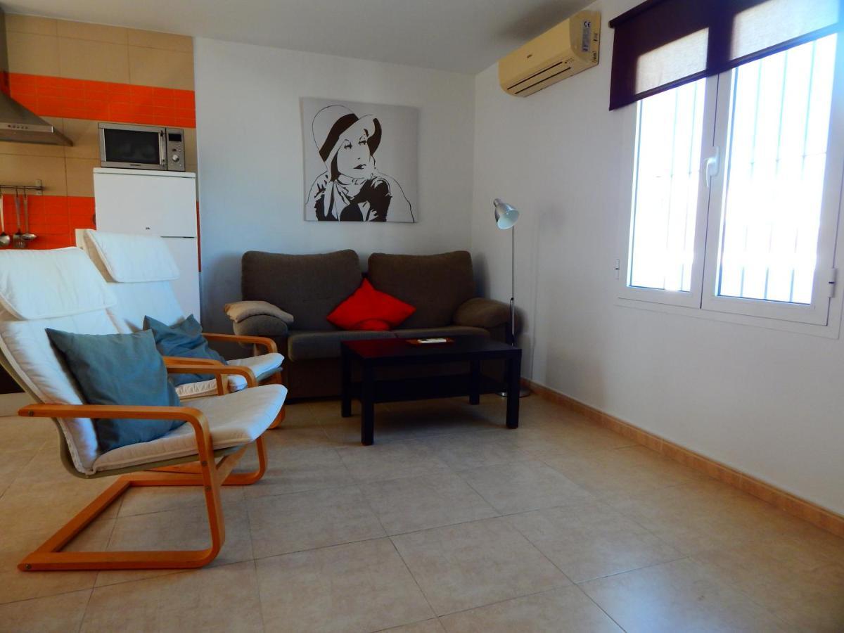 Apartamento Garcia Lorca,Solo Familia Y Parejas Conil De La Frontera Luaran gambar