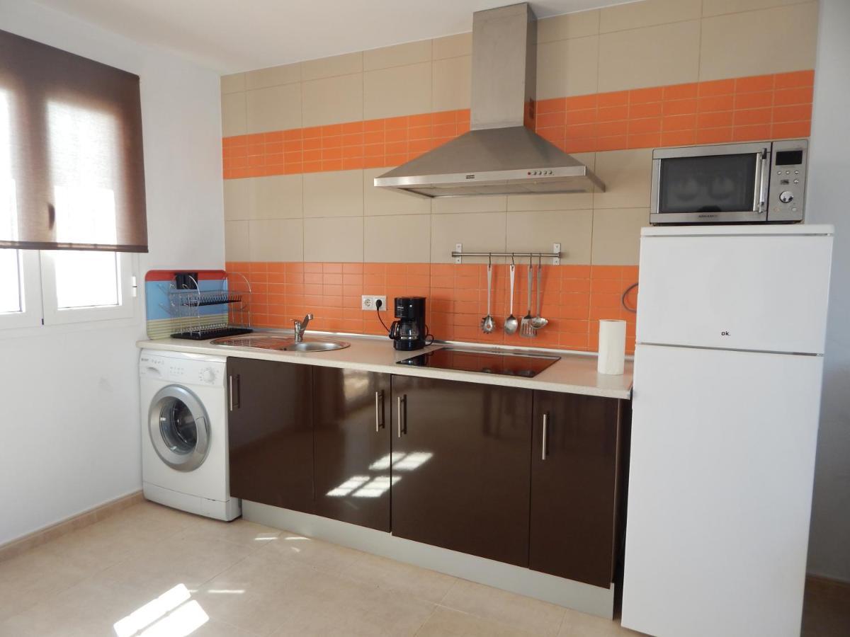 Apartamento Garcia Lorca,Solo Familia Y Parejas Conil De La Frontera Luaran gambar